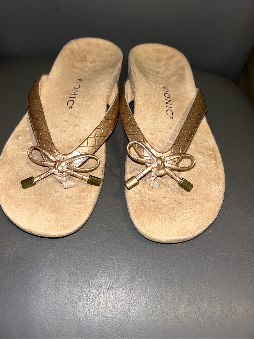 Vionic Metallic Bronze Bow Thong Sandals